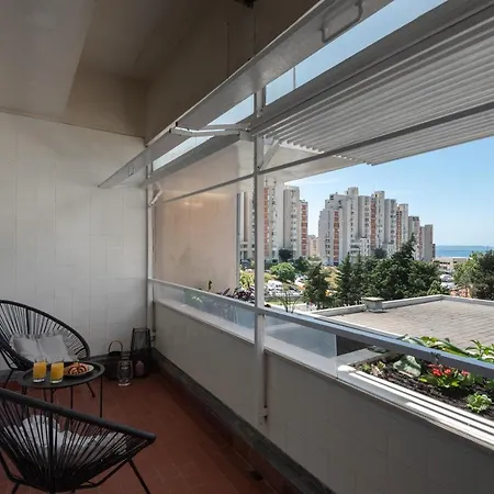 Sunnyrose - Walking Distance From Znjan - Free Public Parking - Huge Balcony Apartmán Split