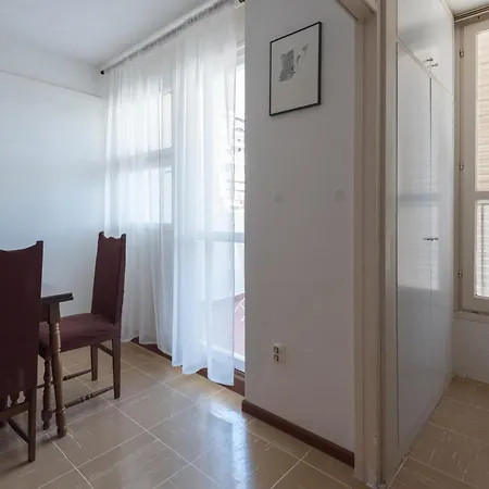 Апартаменты Sunnyrose - Walking Distance From Znjan - Free Public Parking - Huge Balcony