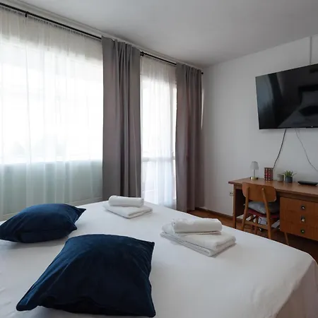 Sunnyrose - Walking Distance From Znjan - Free Public Parking - Huge Balcony * Split